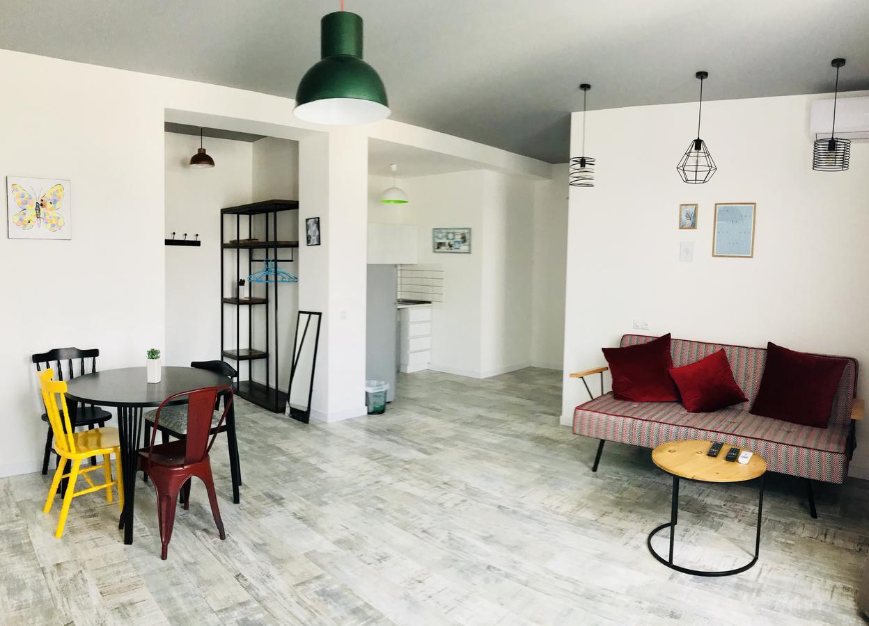City Center Apartments By Happy Place Tiflis Exterior foto