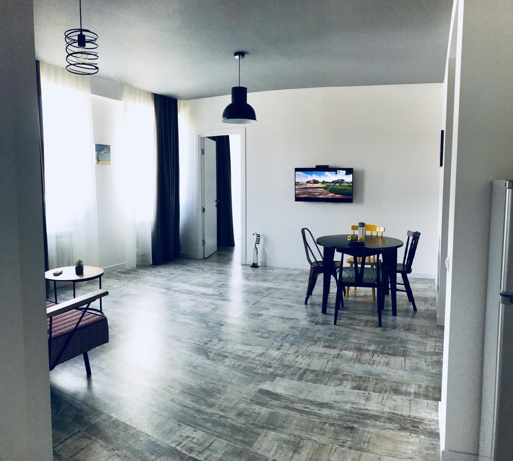 City Center Apartments By Happy Place Tiflis Exterior foto