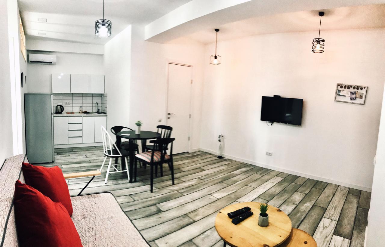 City Center Apartments By Happy Place Tiflis Exterior foto